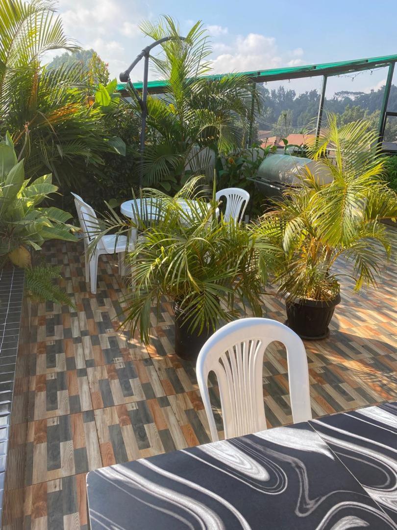 Javelin Hotel , Kampala, Uganda Tula Exterior foto
